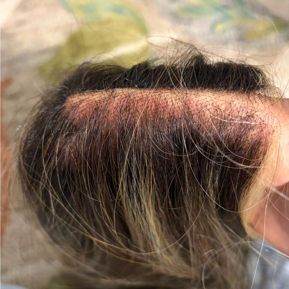 Belle Tress Wigs - Theory (LSE-4011) Synthetic Wig Chocolate Buttercream - Picture 10 of 15